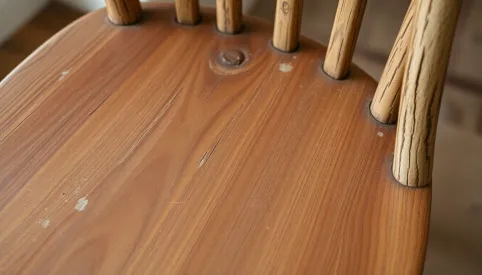 Ile kosztuje piaskowanie krzesła