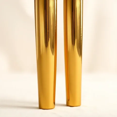 Złote nogi do Stołu Glamour